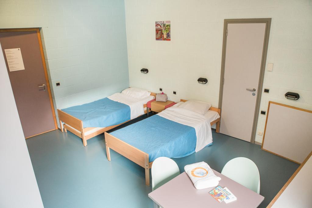 Hostel De Zandpoort Mechelen Room photo